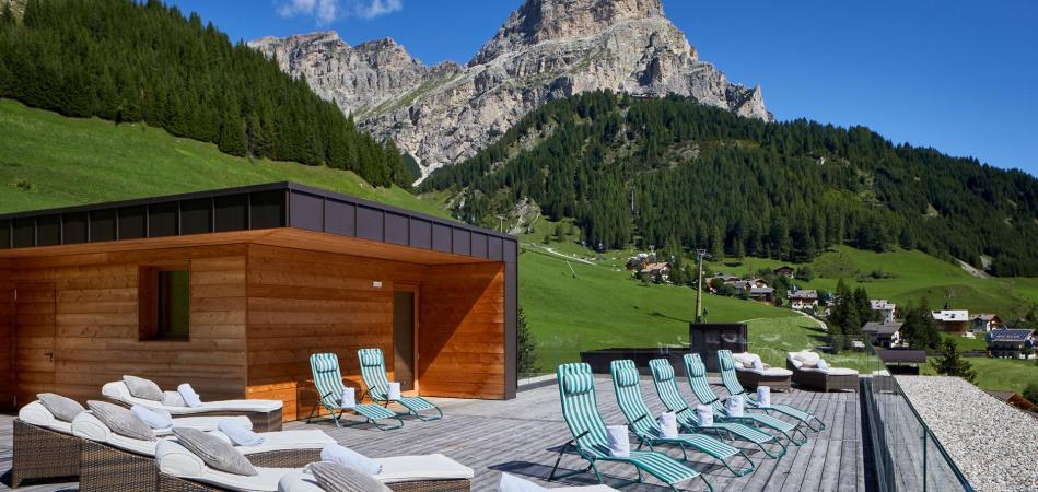 Relax on the rooftop terrace Hotel Mezdì