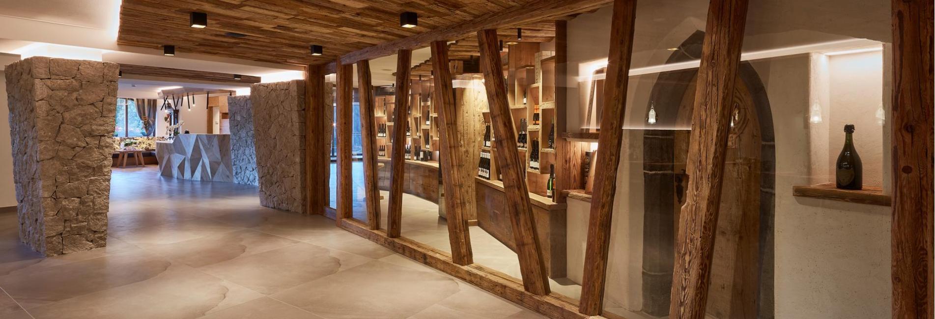 Inside the Hotel Mezdì