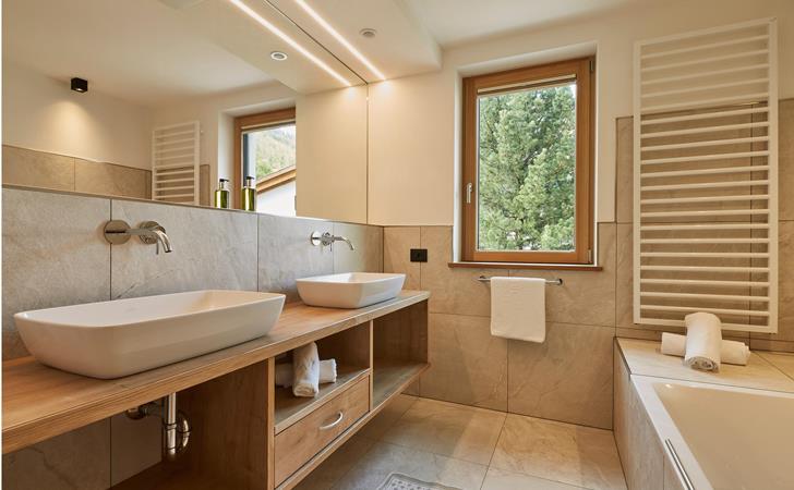 Camera Comfort all’Hotel Mezdì – il relativo bagno